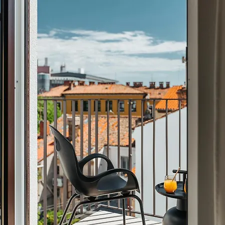 Apartment Puntino & Garage