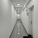 Puntino & Garage Apartment *