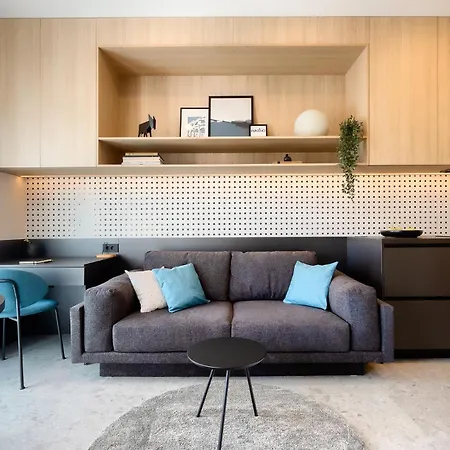 Puntino & Garage 公寓