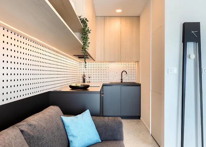 Διαμέρισμα Puntino & Garage Πούλα