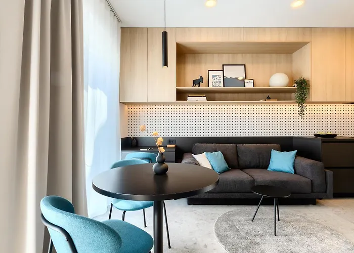 Puntino & Garage Διαμέρισμα Πούλα