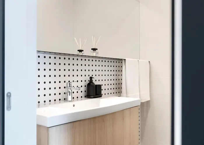 Puntino & Garage Πούλα