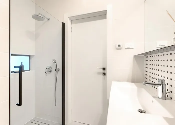 Puntino & Garage Διαμέρισμα