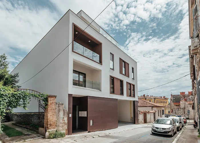 Διαμέρισμα Puntino & Garage *